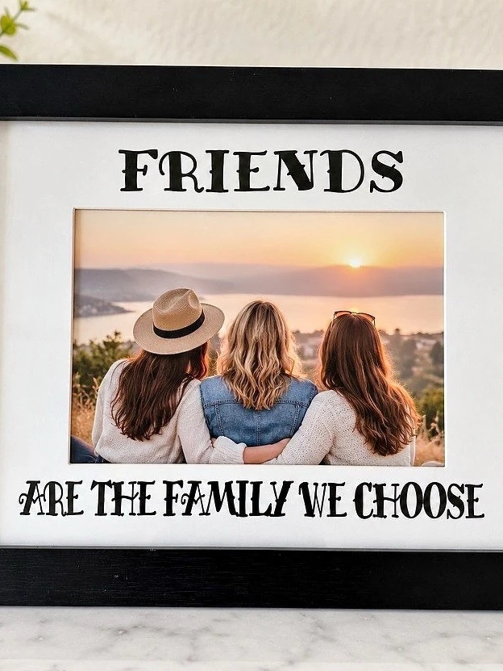 Belmont Studio Décor 8x10 Black 8x10 Picture Frame Like New